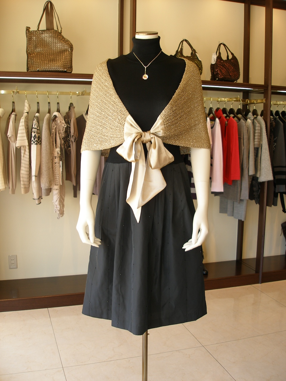 �R�[�f�B�l�[�g��18