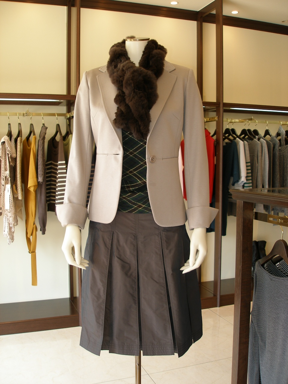 �R�[�f�B�l�[�g��37