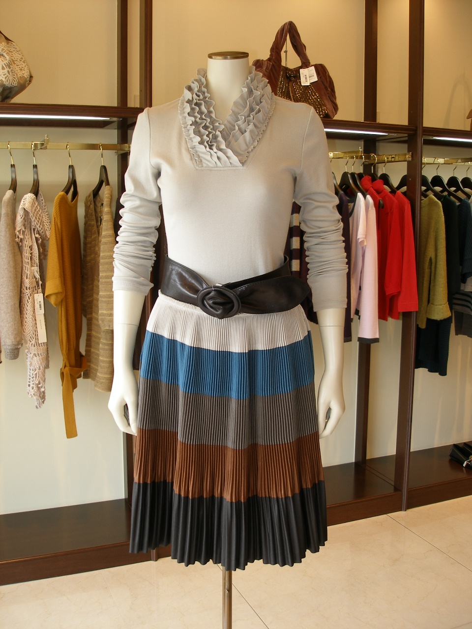 �R�[�f�B�l�[�g��49