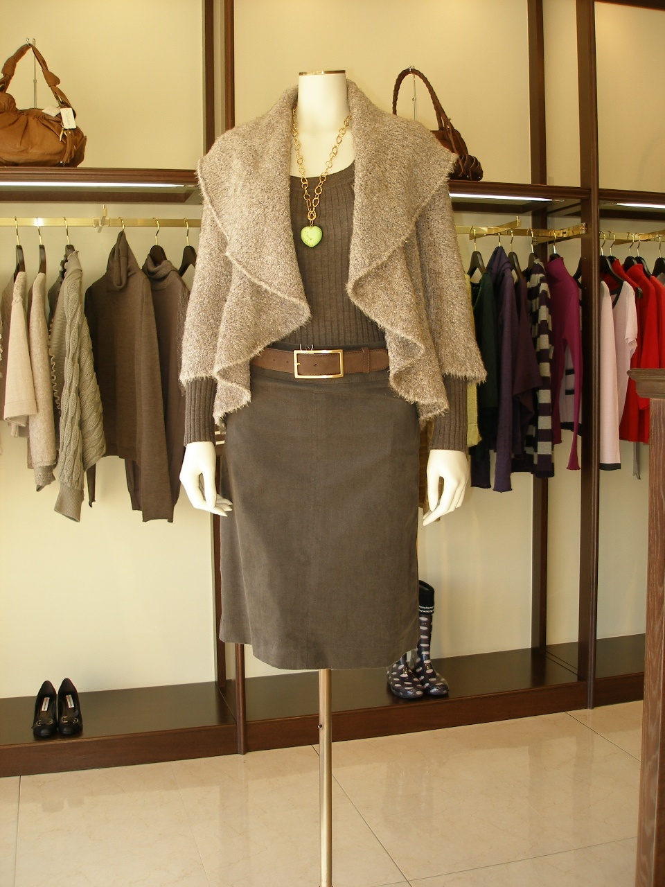 �R�[�f�B�l�[�g��81