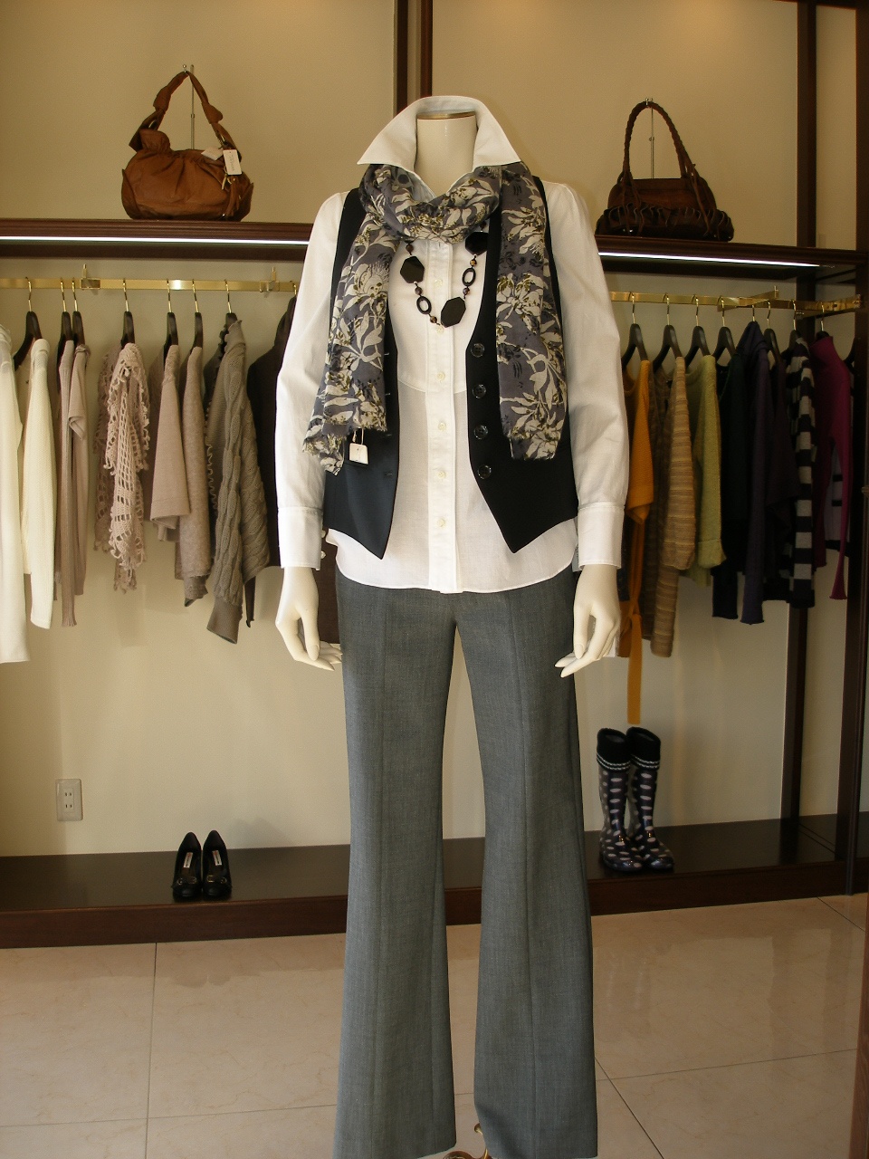 �R�[�f�B�l�[�g��83