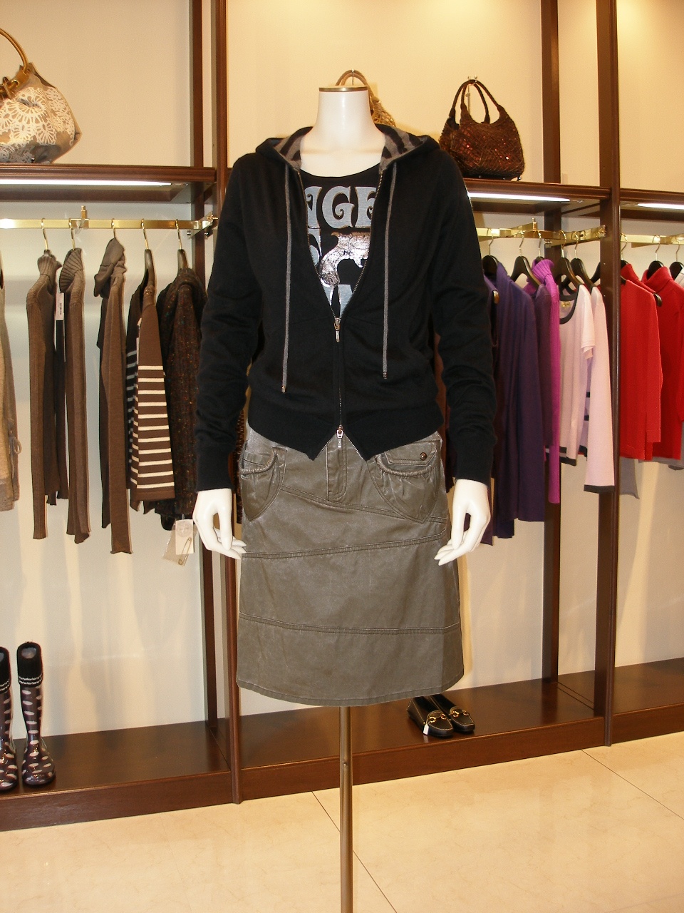 �R�[�f�B�l�[�g��100