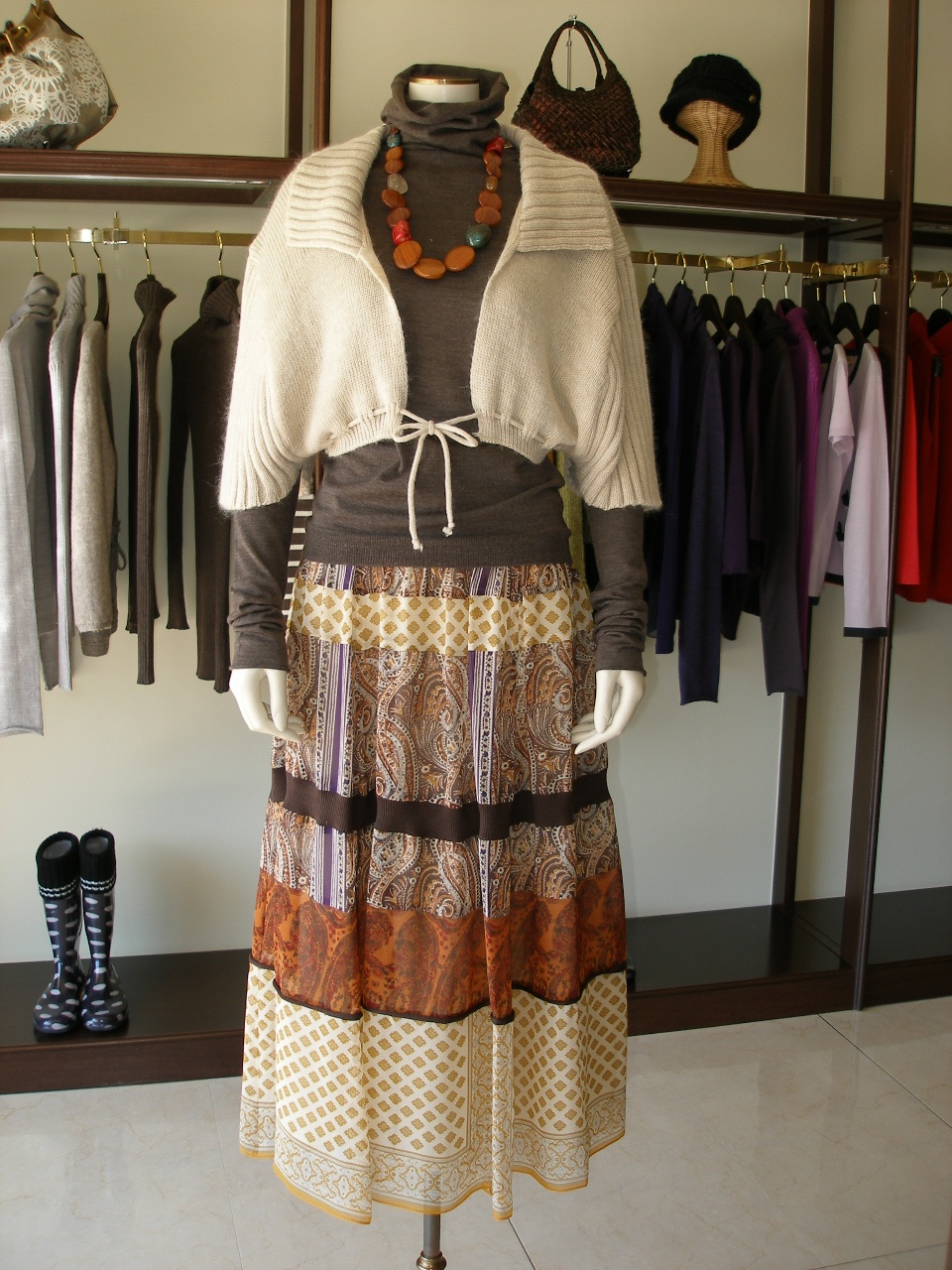 �R�[�f�B�l�[�g��105