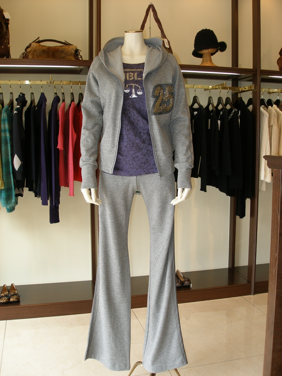 �R�[�f�B�l�[�g��132