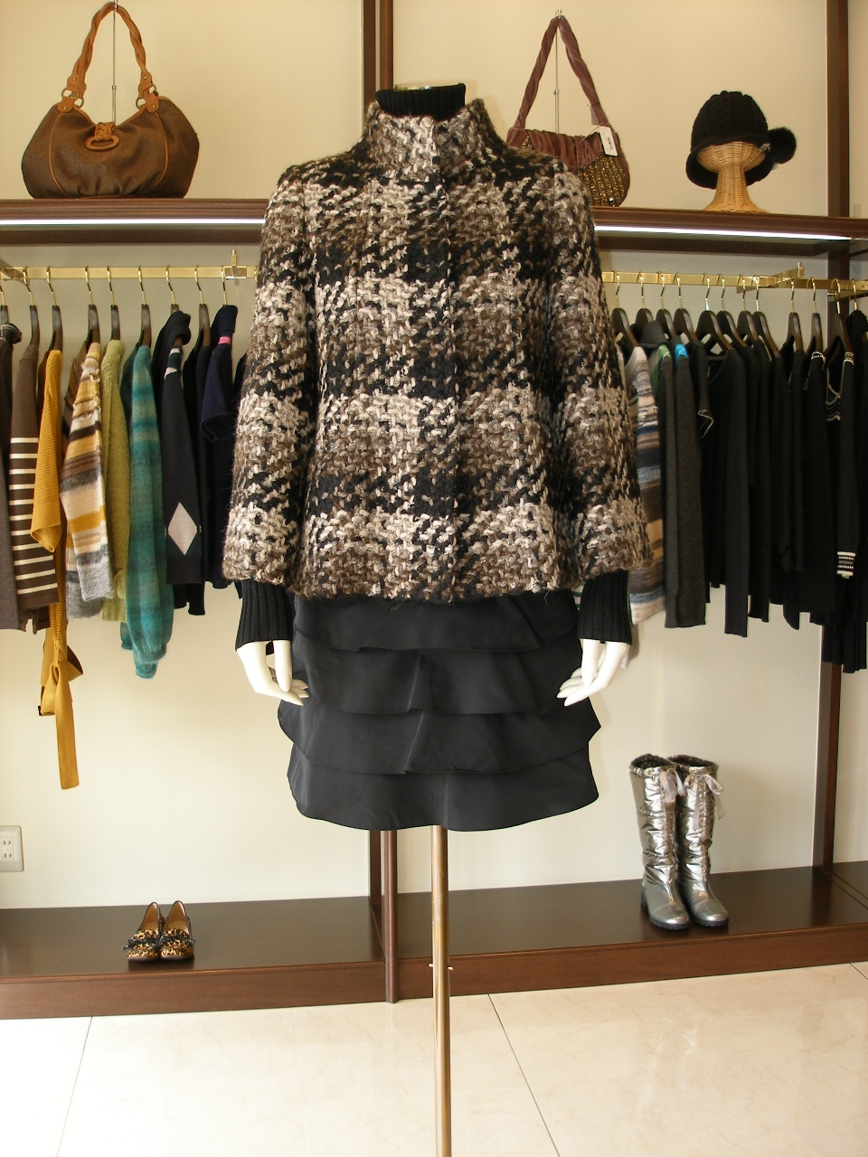 �R�[�f�B�l�[�g��143