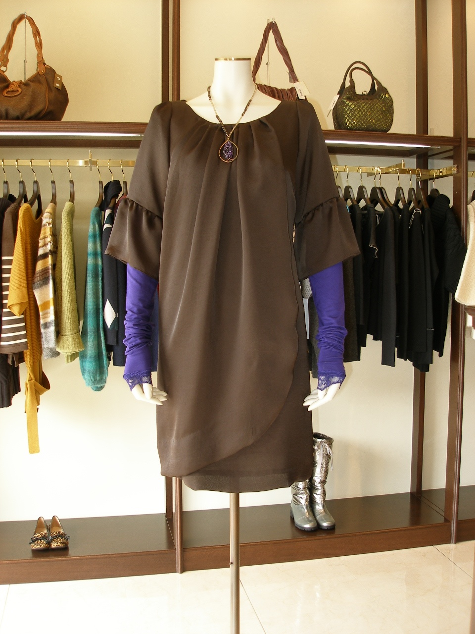 �R�[�f�B�l�[�g��157