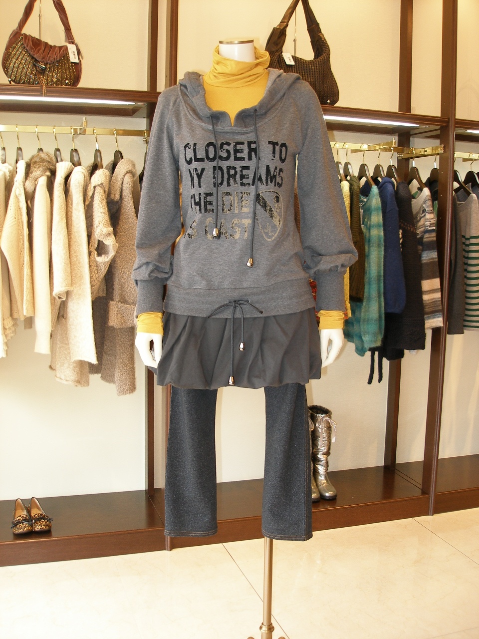 �R�[�f�B�l�[�g��176