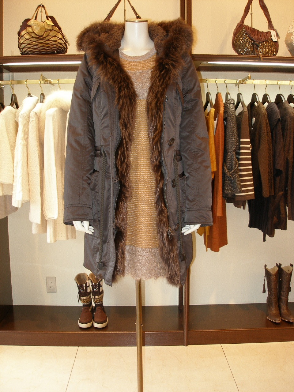 �R�[�f�B�l�[�g��180