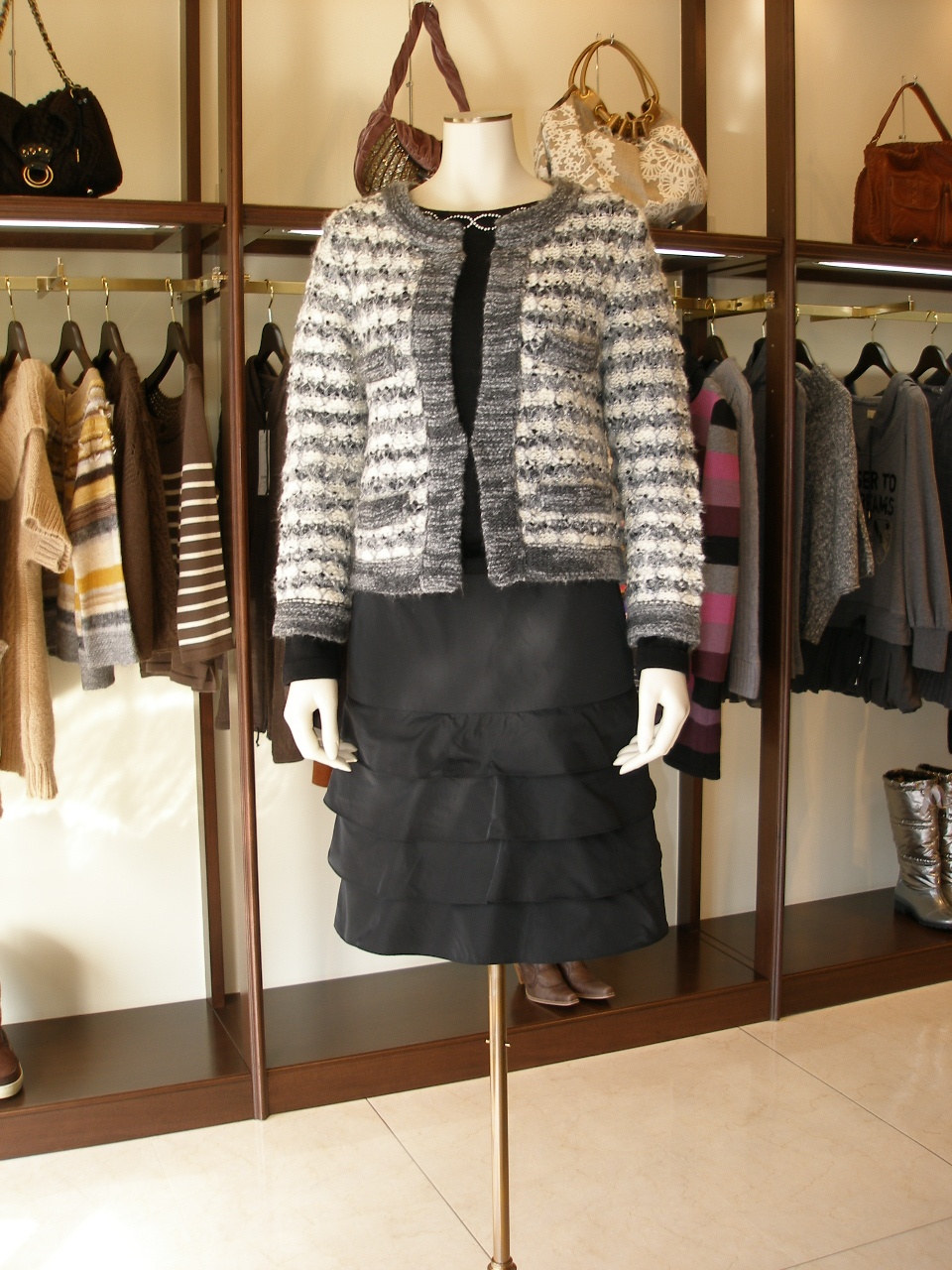 �R�[�f�B�l�[�g��194