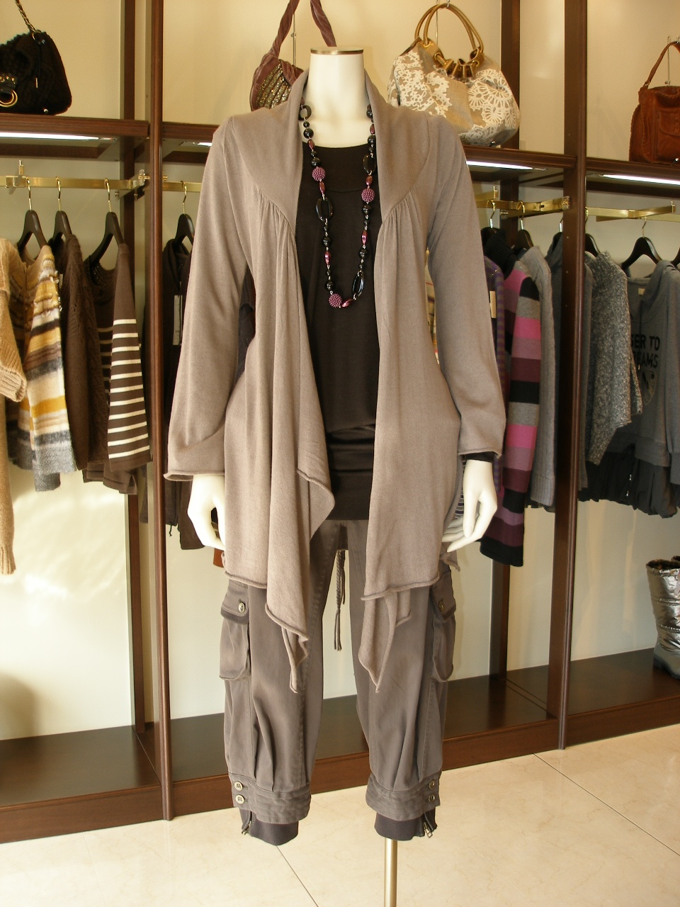 �R�[�f�B�l�[�g��195