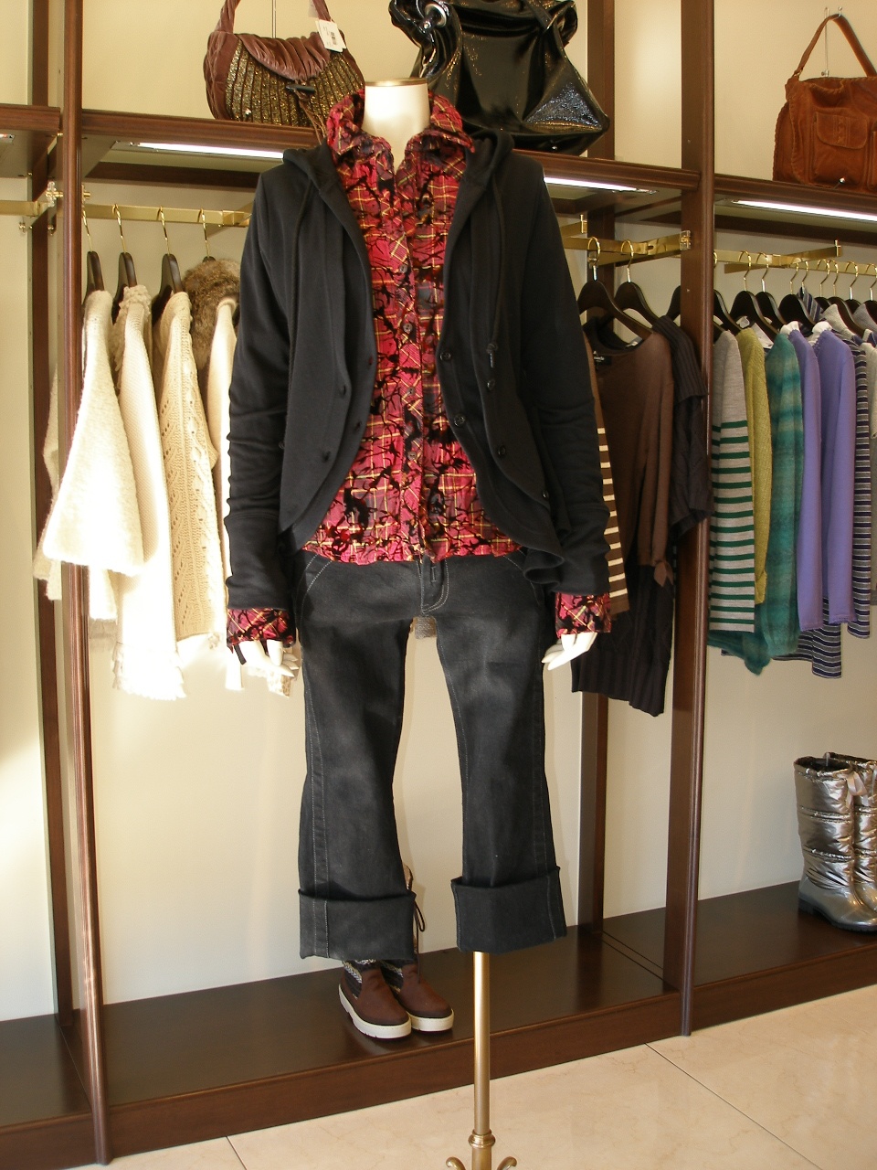 �R�[�f�B�l�[�g��208