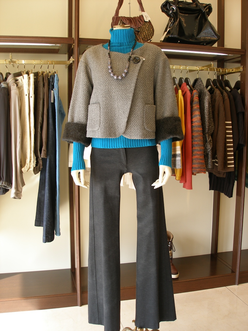 �R�[�f�B�l�[�g��211