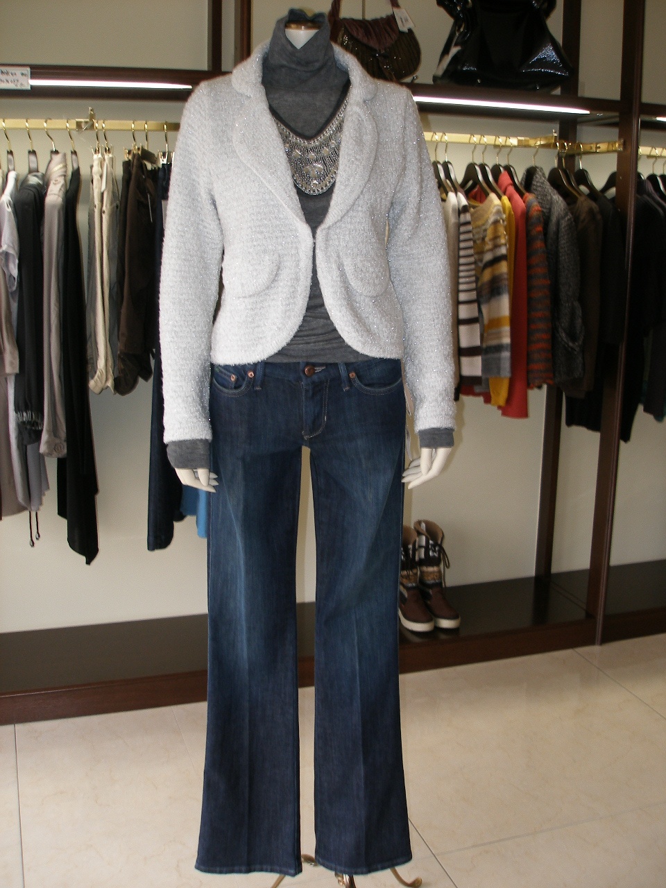 �R�[�f�B�l�[�g��214