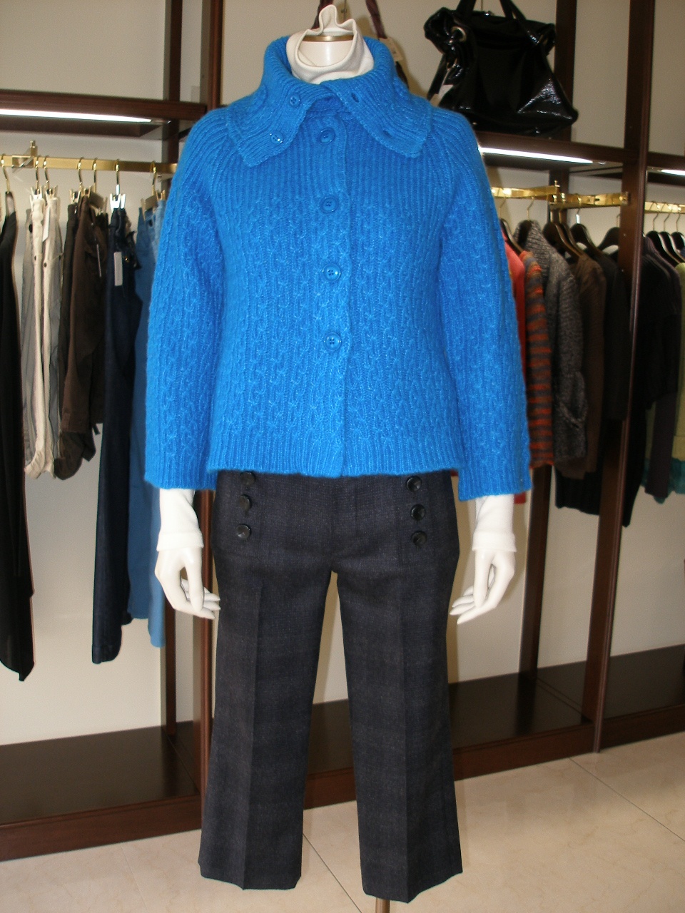 �R�[�f�B�l�[�g��216