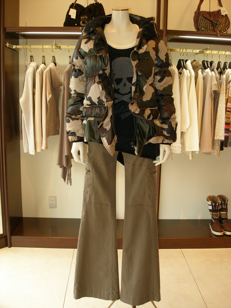 �R�[�f�B�l�[�g��232