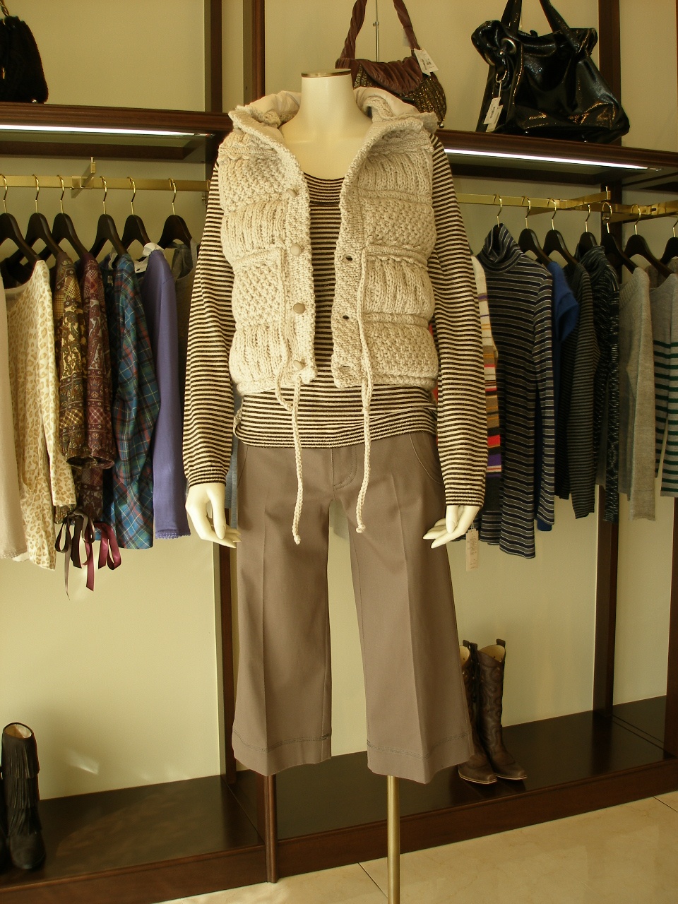 �R�[�f�B�l�[�g��240