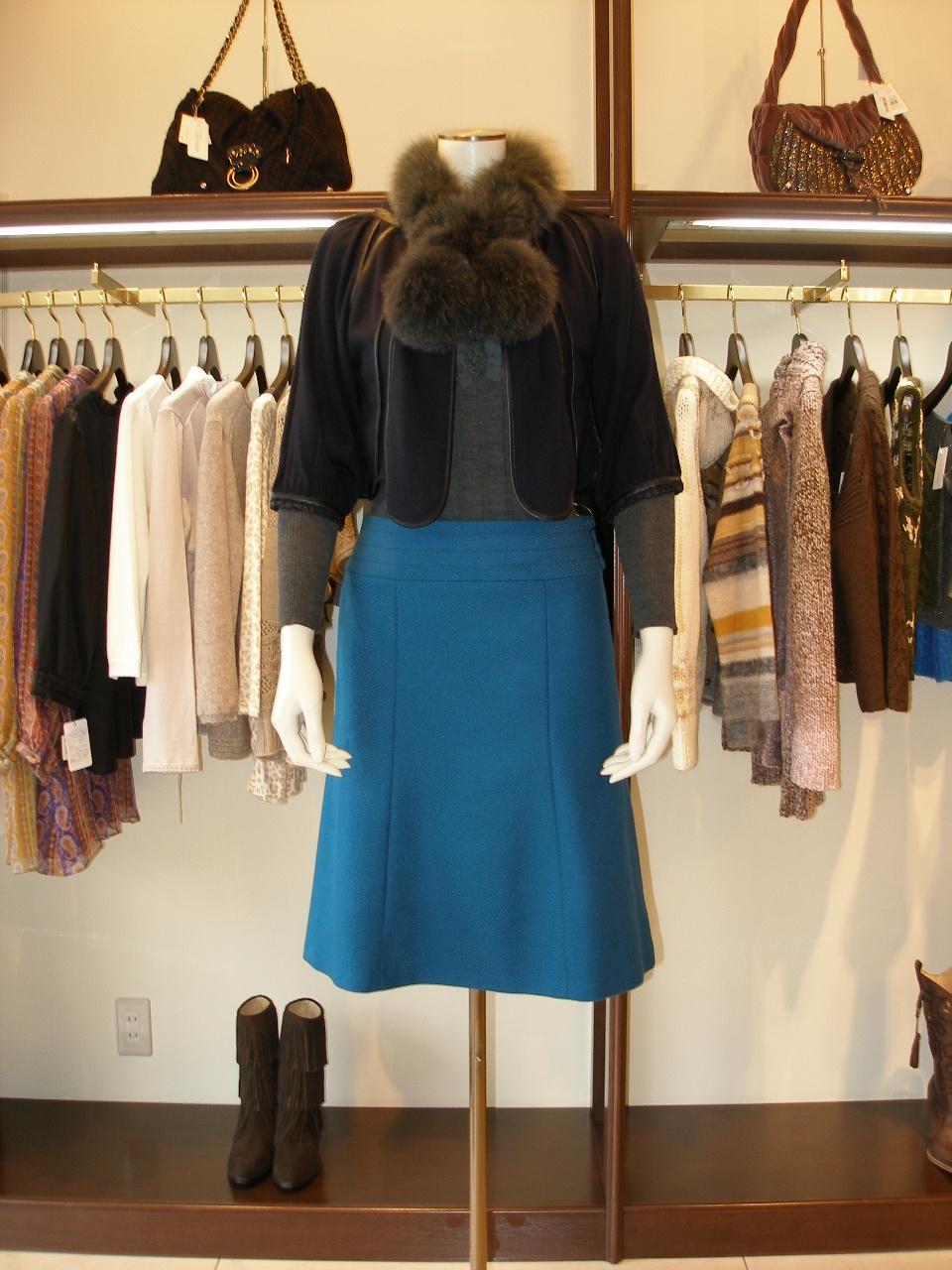 �R�[�f�B�l�[�g��246