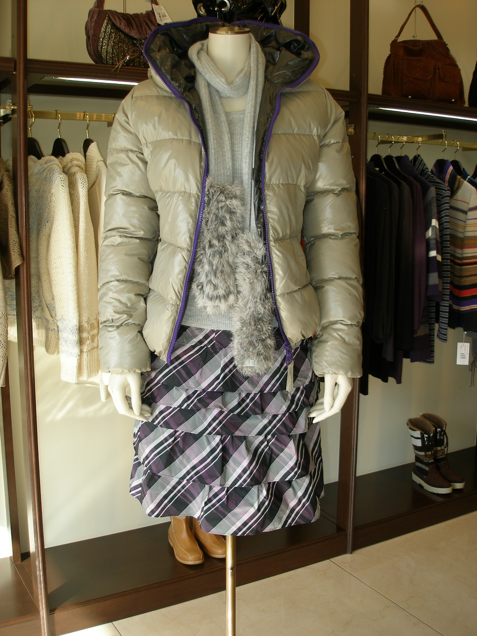 �R�[�f�B�l�[�g��265