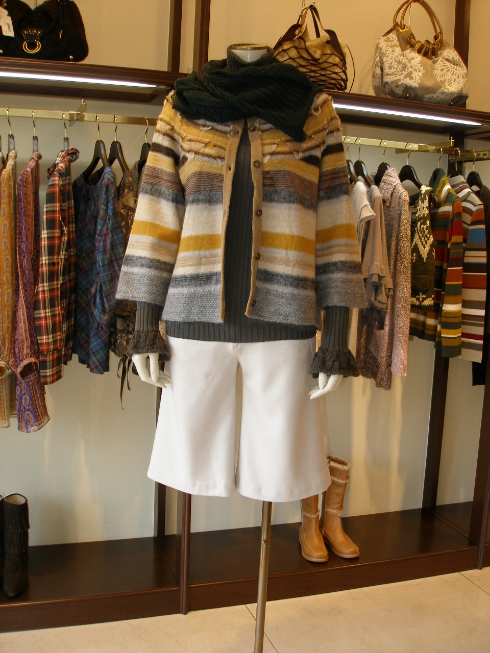 �R�[�f�B�l�[�g��273