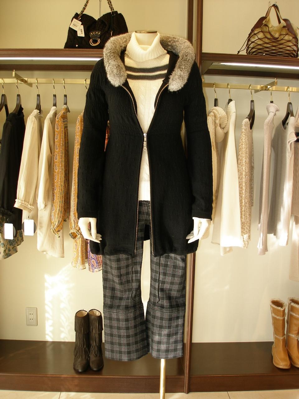 �R�[�f�B�l�[�g��280