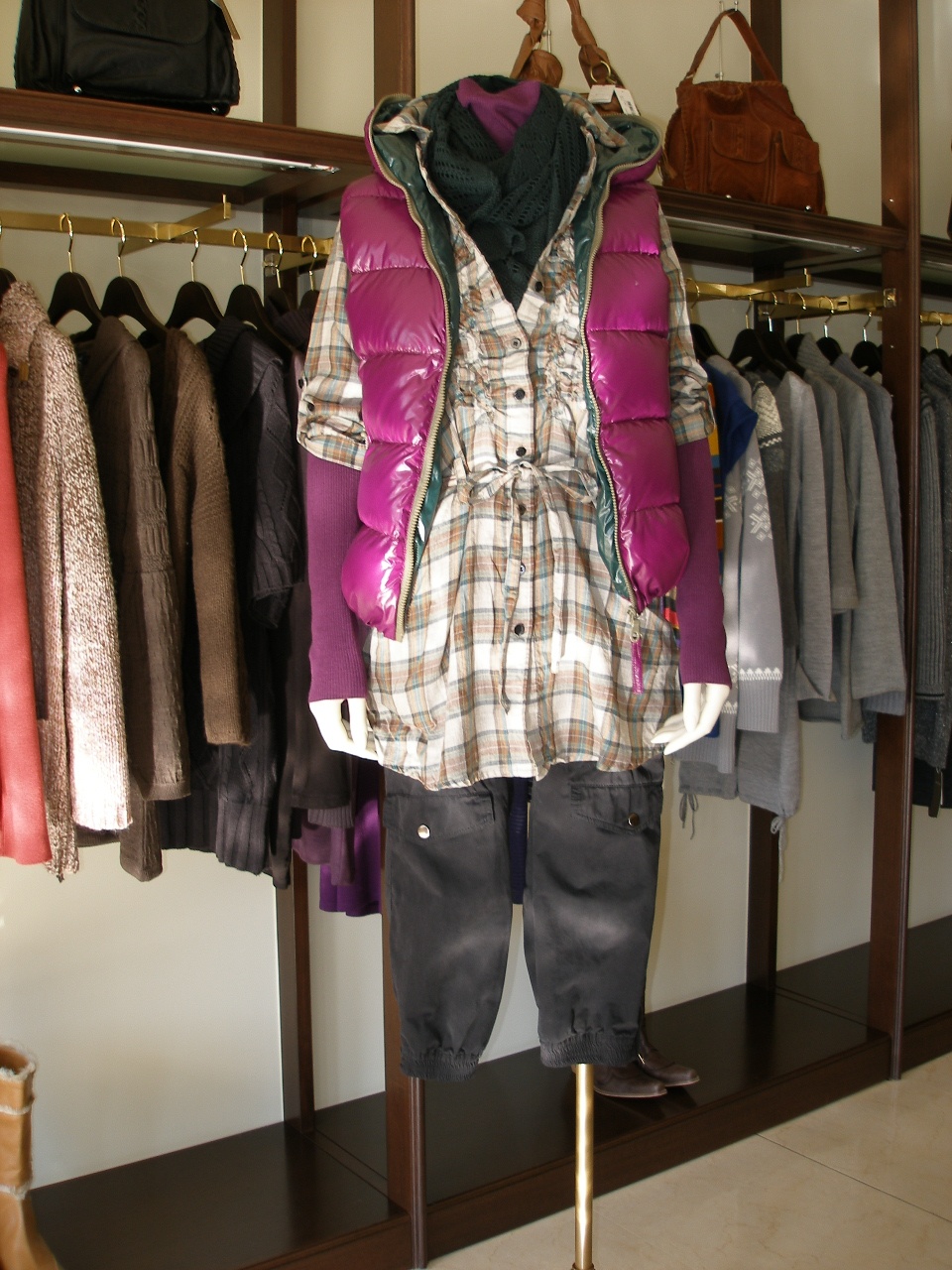 �R�[�f�B�l�[�g��296