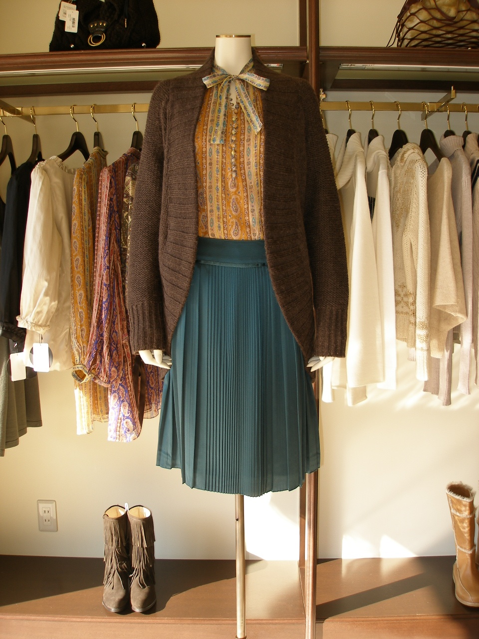 �R�[�f�B�l�[�g��298