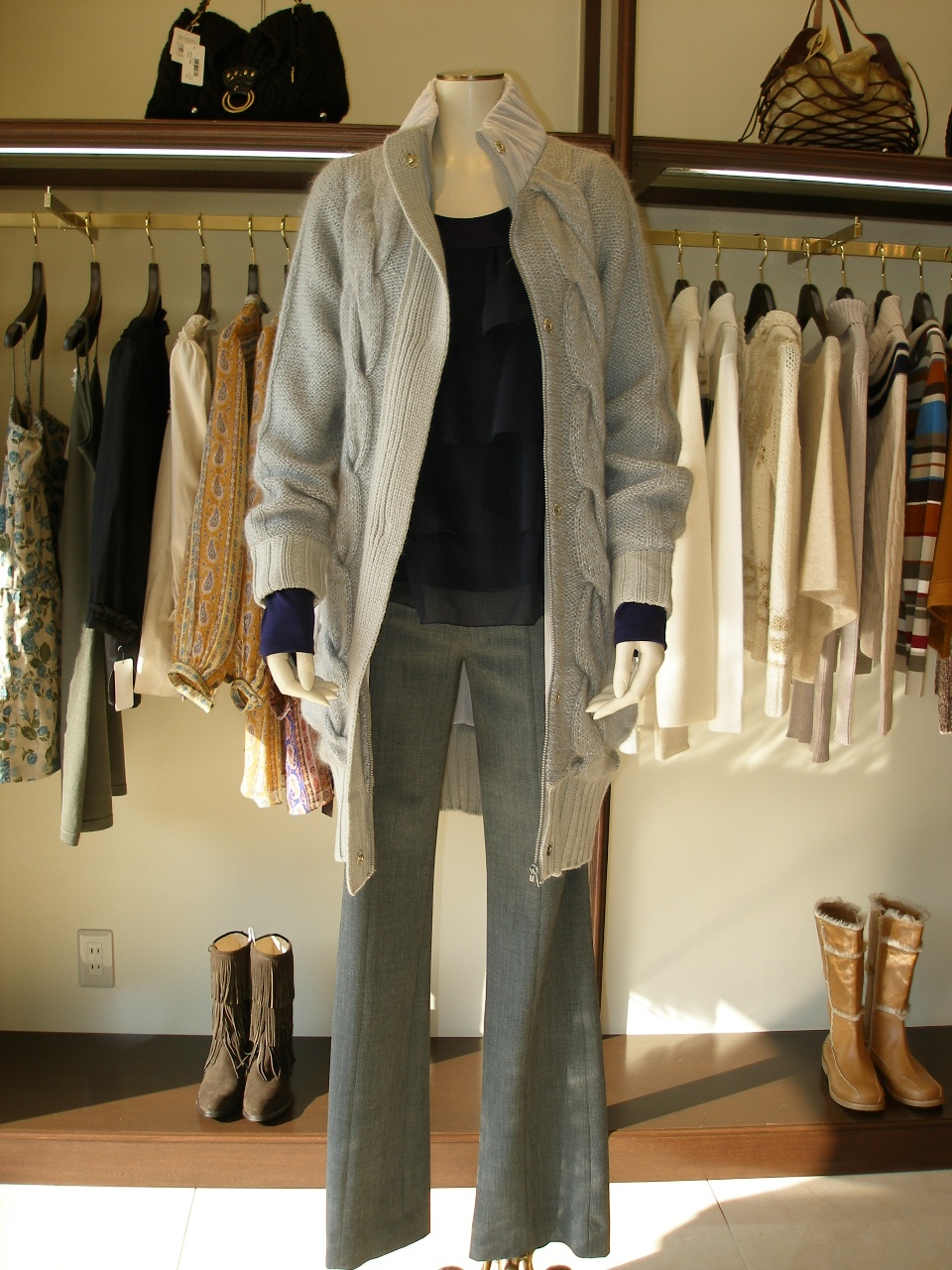 �R�[�f�B�l�[�g��303