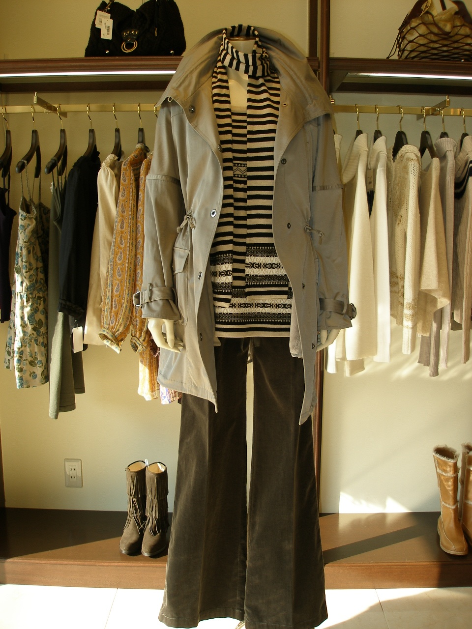 �R�[�f�B�l�[�g��304