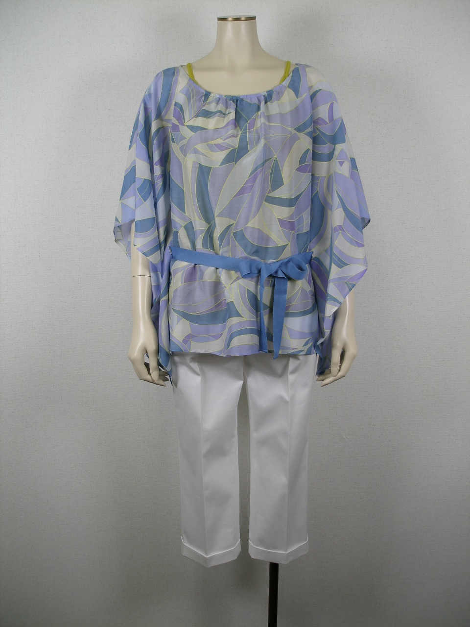 �R�[�f�B�l�[�g��327