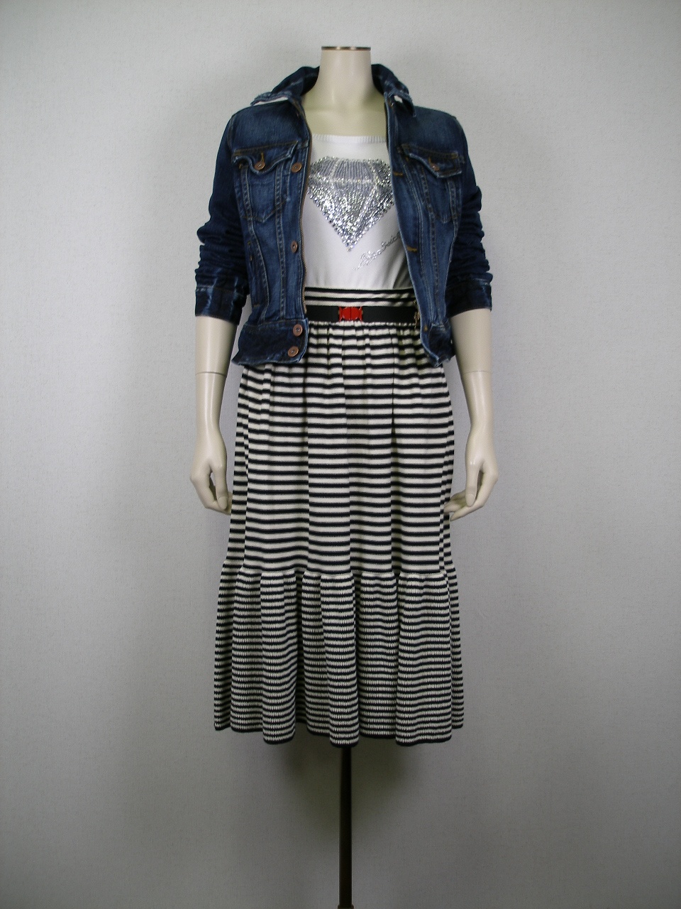 �R�[�f�B�l�[�g��353