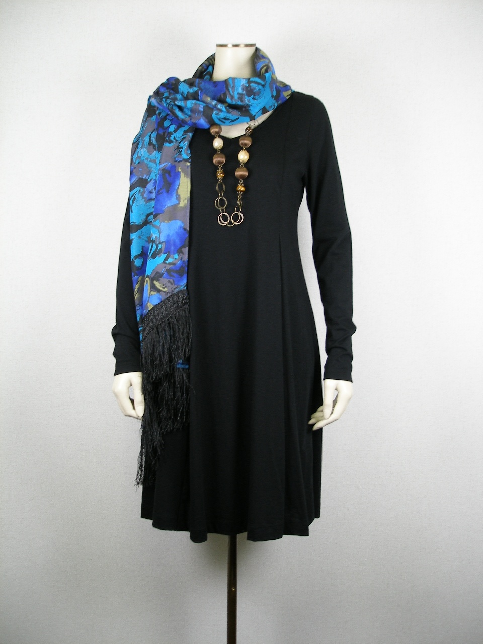 �R�[�f�B�l�[�g��379