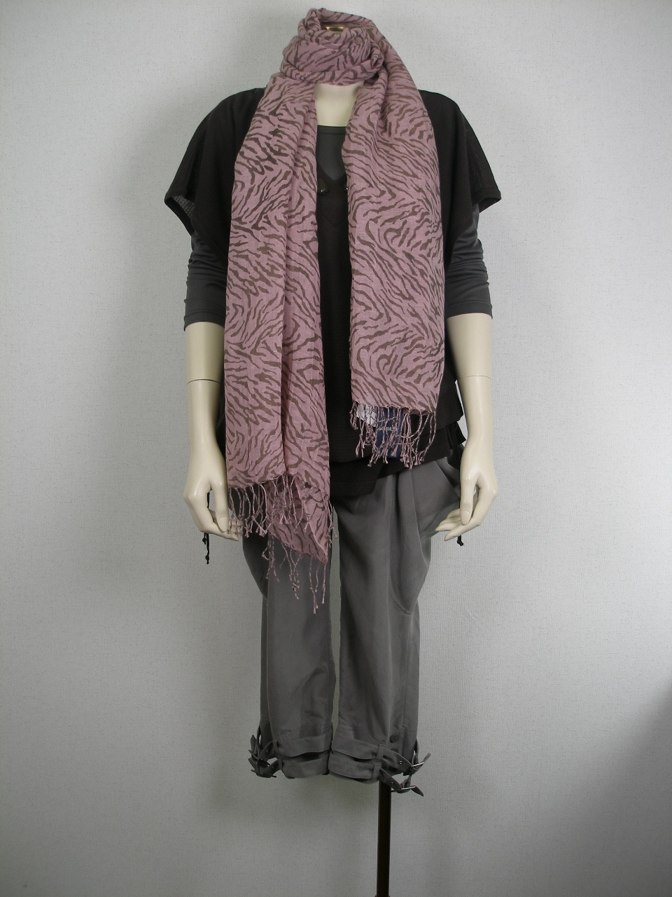 �R�[�f�B�l�[�g��587