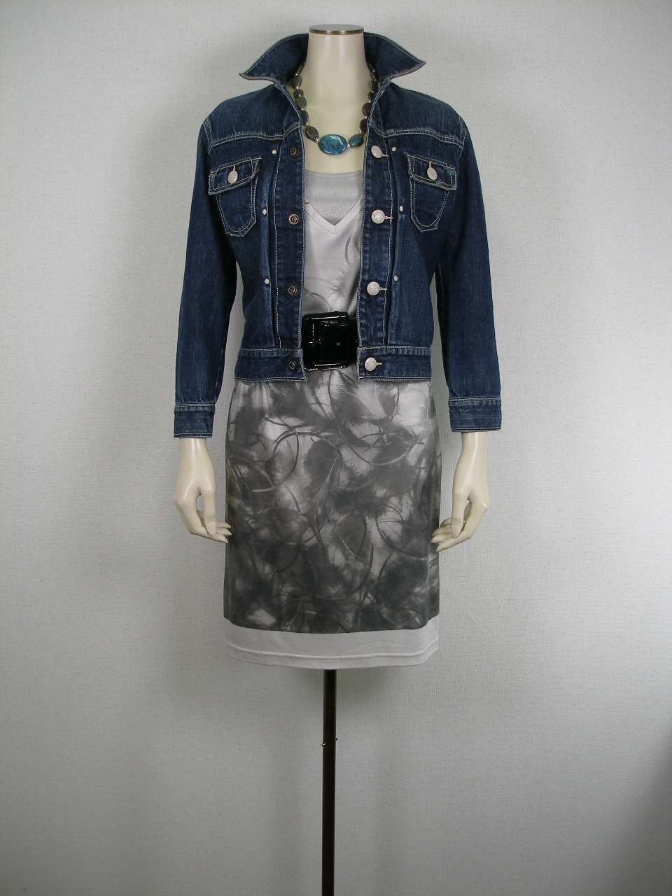 �R�[�f�B�l�[�g��663