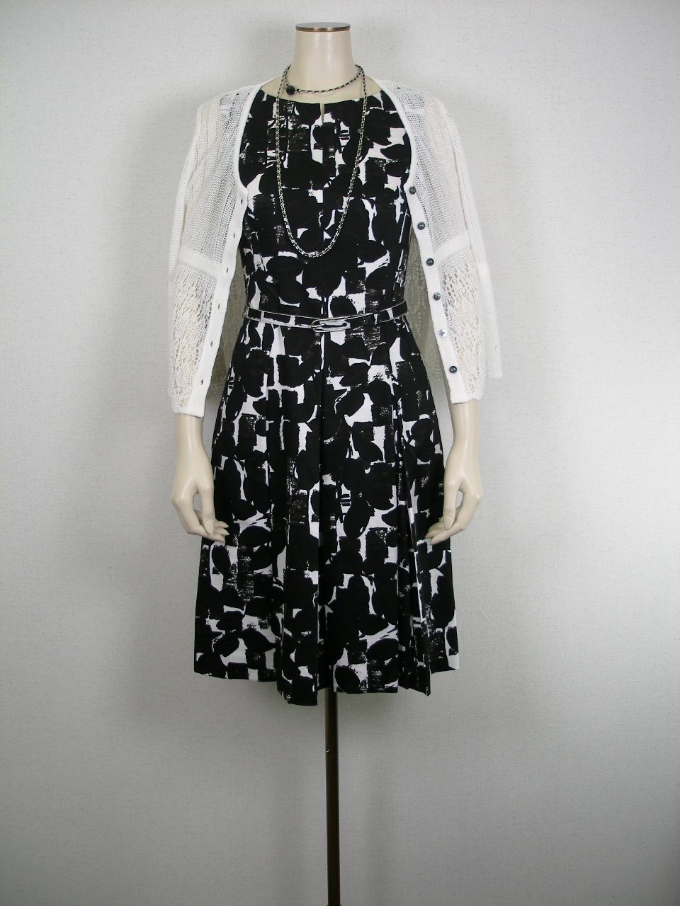 �R�[�f�B�l�[�g��697