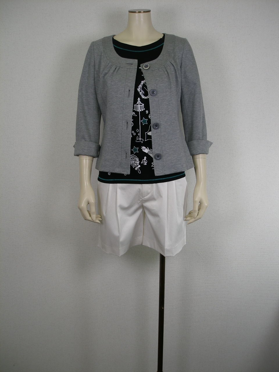 �R�[�f�B�l�[�g��703