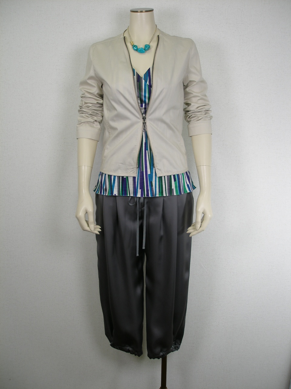 �R�[�f�B�l�[�g��715