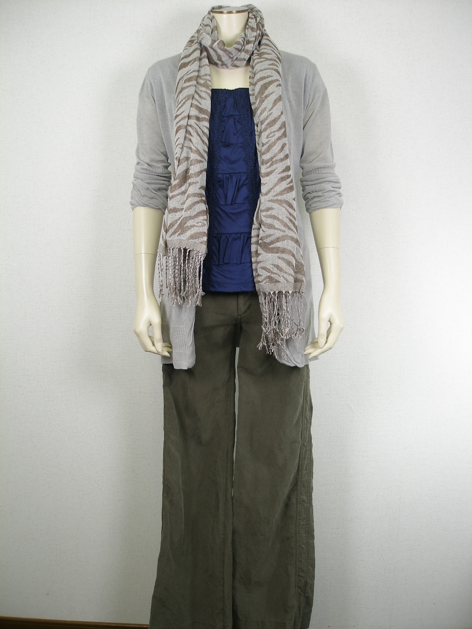 �R�[�f�B�l�[�g��723