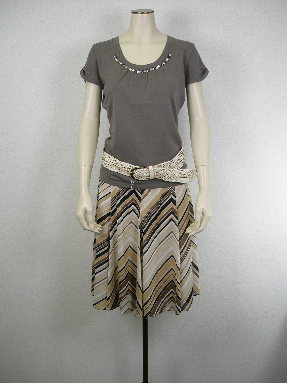 �R�[�f�B�l�[�g��727