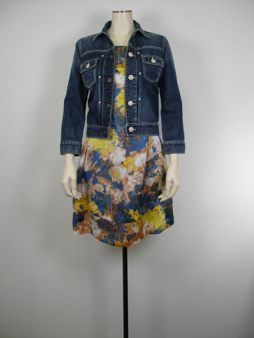 �R�[�f�B�l�[�g��765