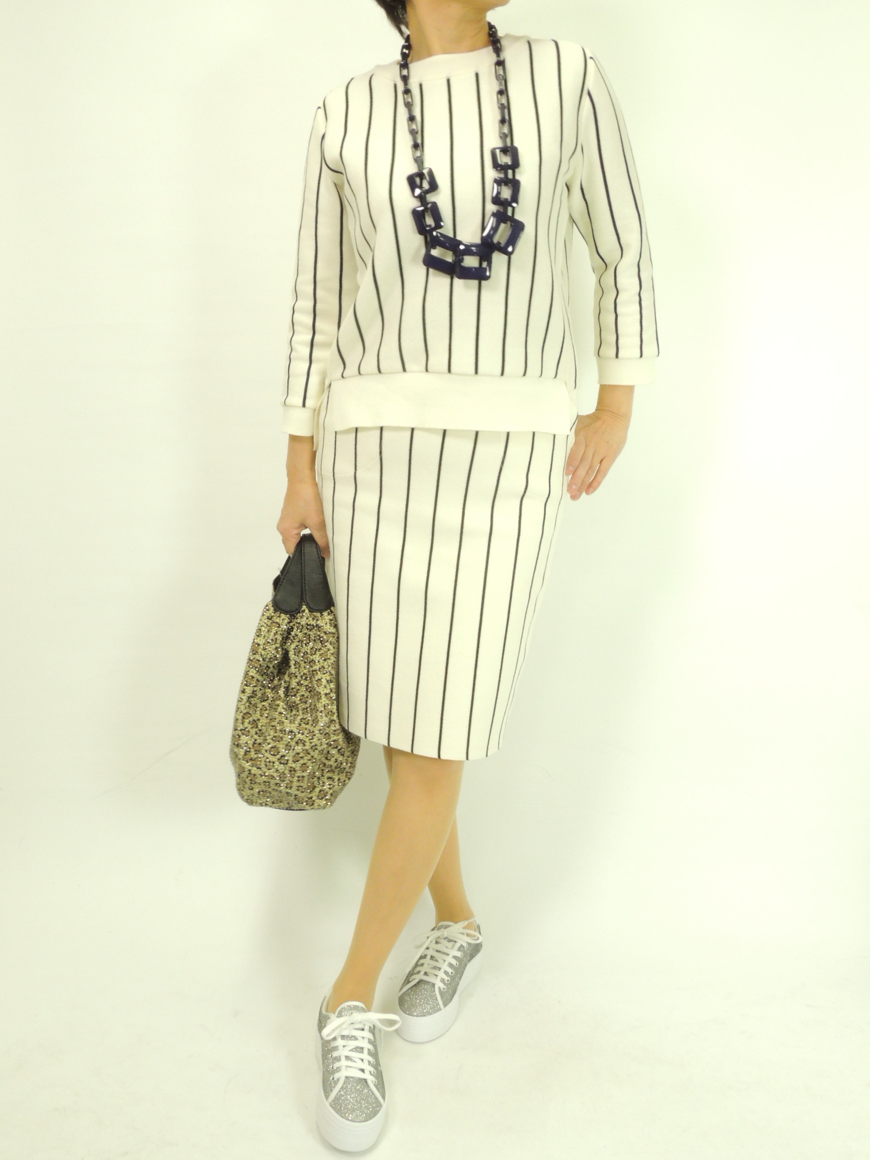 �R�[�f�B�l�[�g��3951