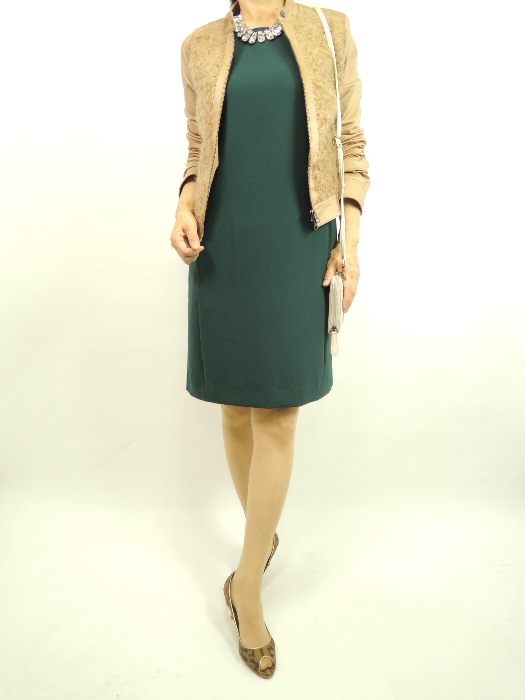 �R�[�f�B�l�[�g��4243