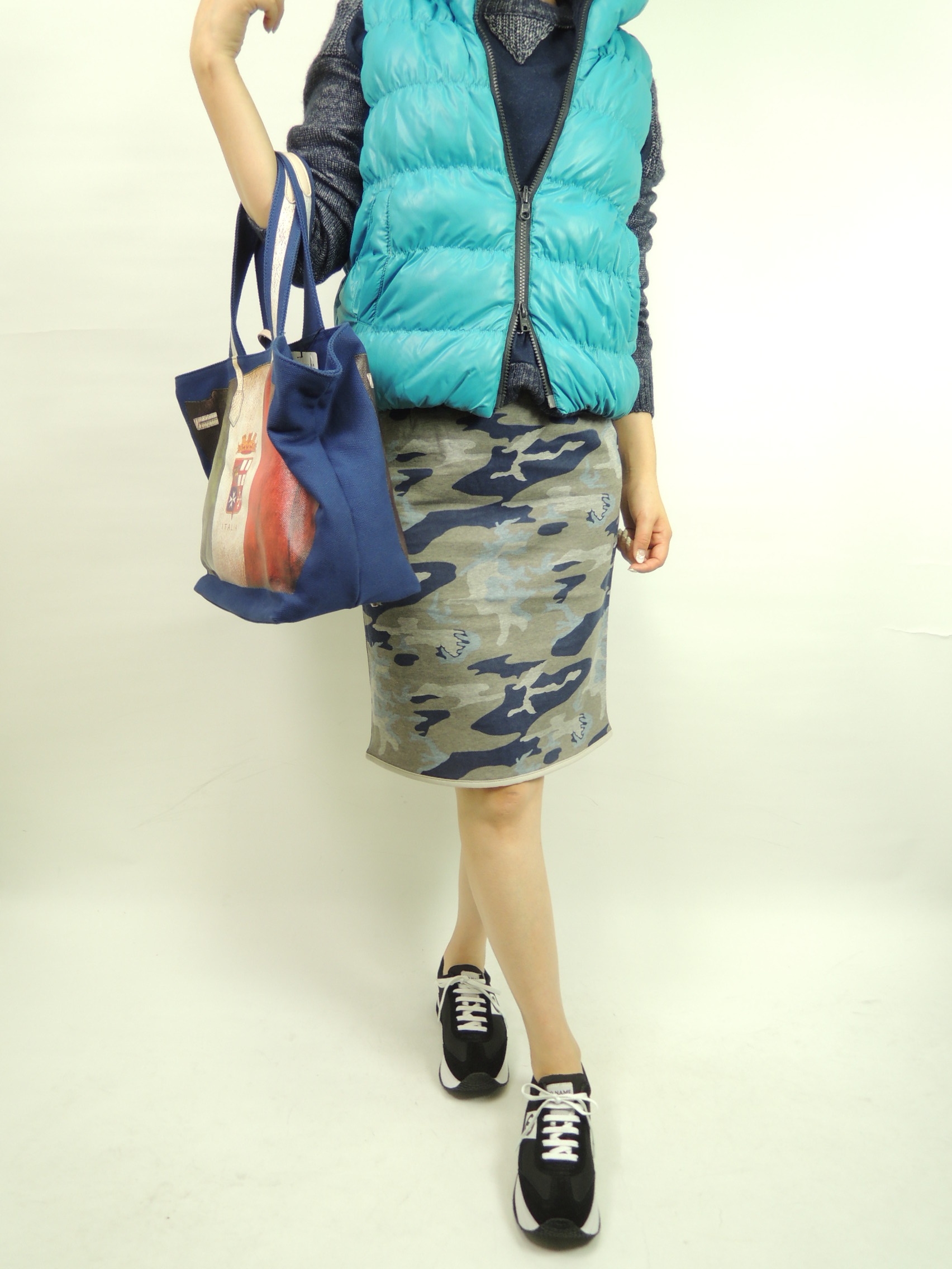 �R�[�f�B�l�[�g��4256