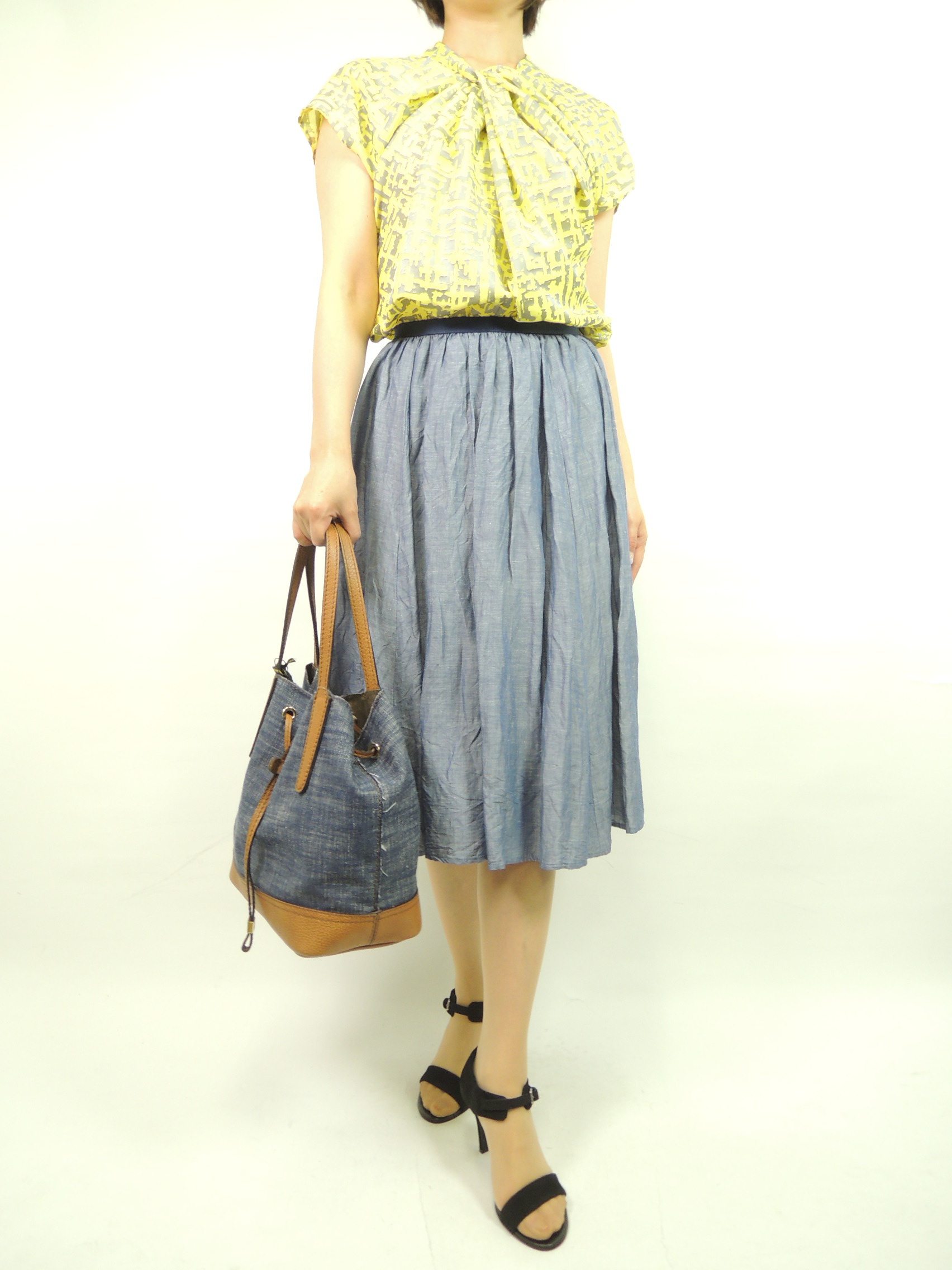 �R�[�f�B�l�[�g��4585