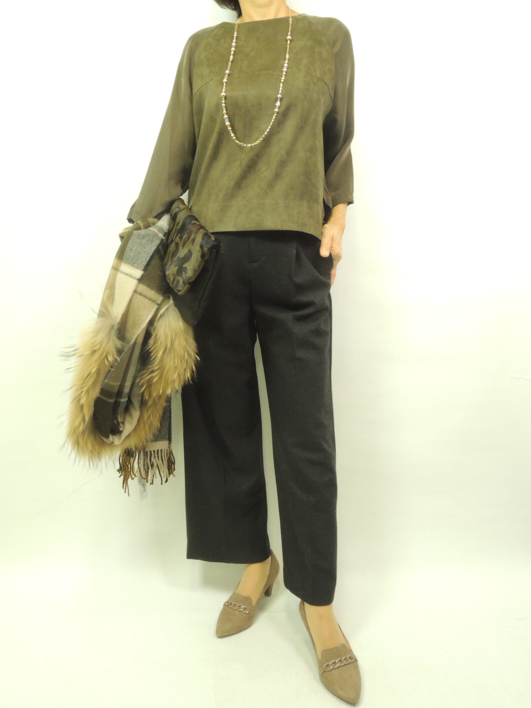 �R�[�f�B�l�[�g��4716