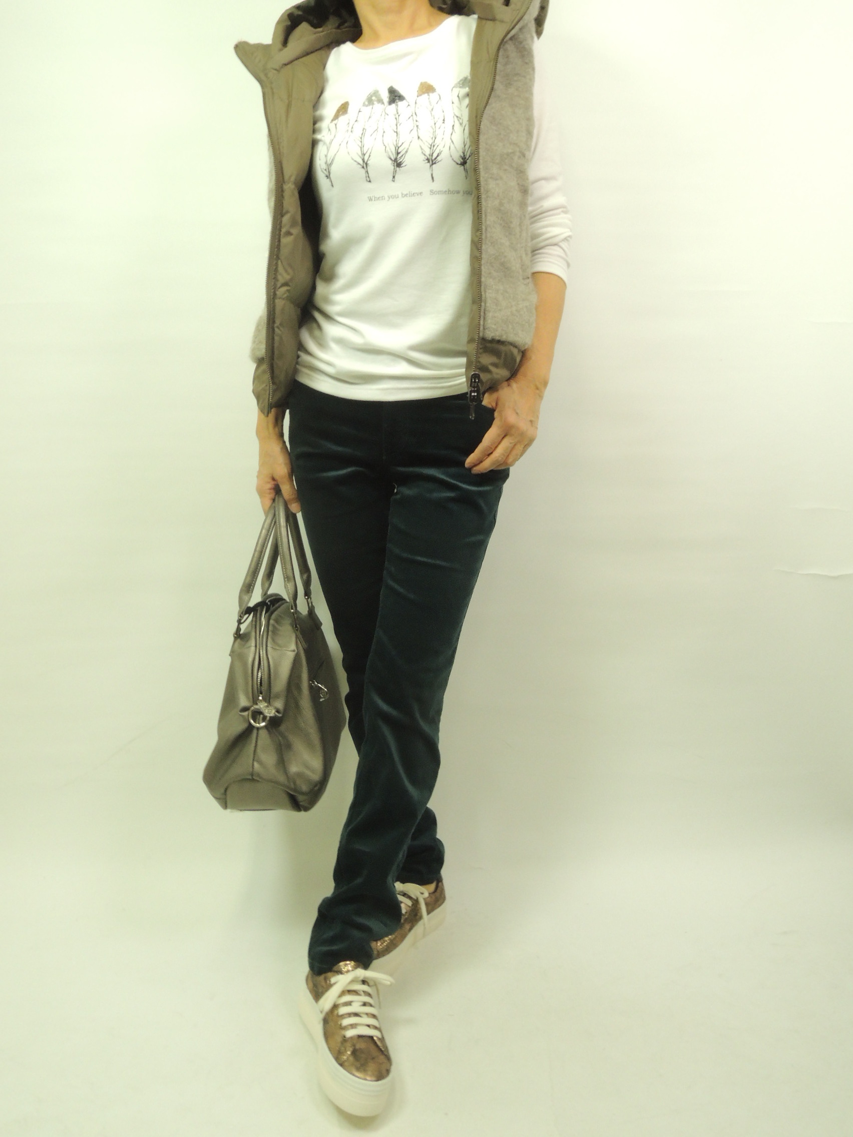 �R�[�f�B�l�[�g��4717