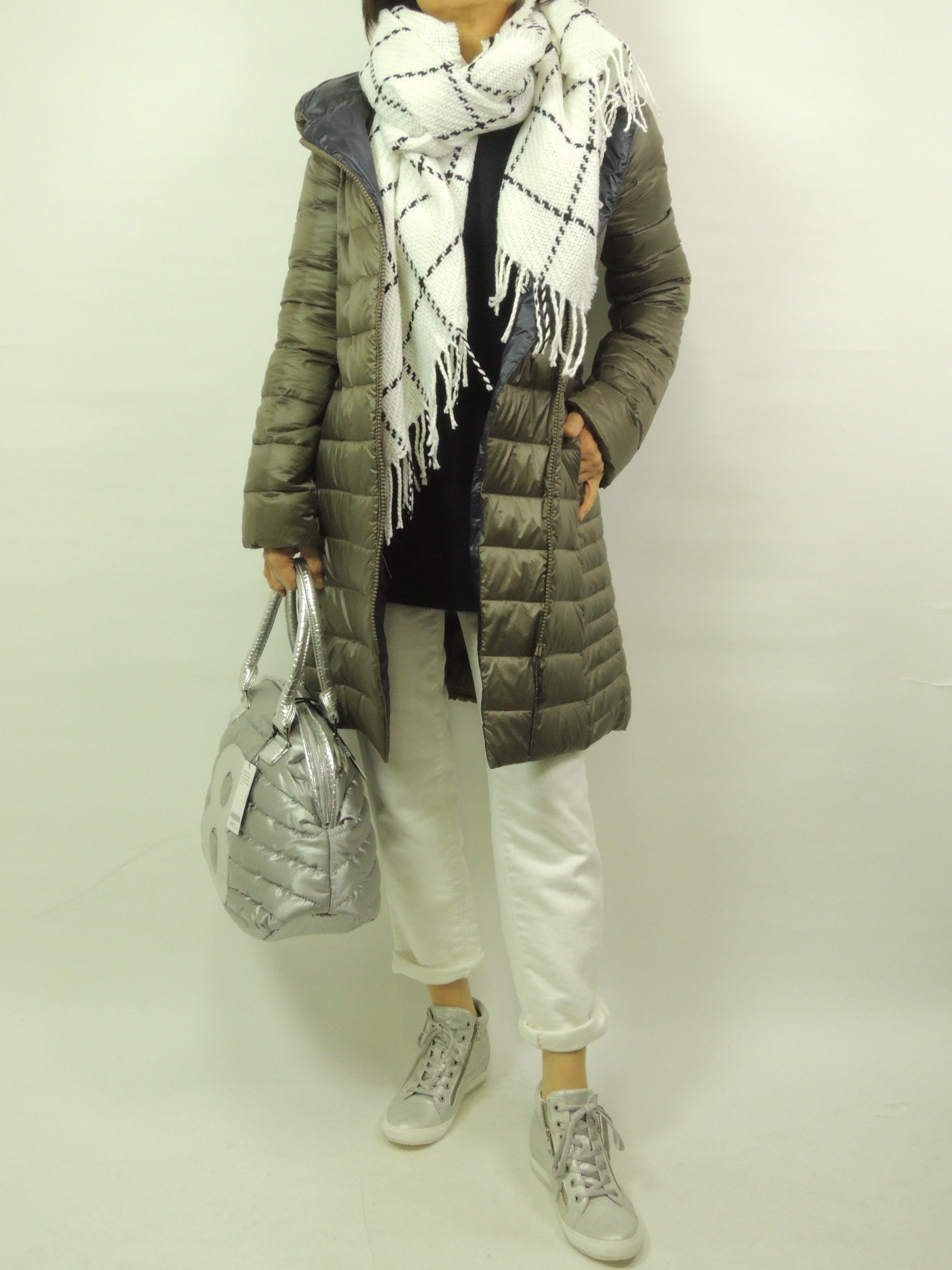 �R�[�f�B�l�[�g��4789