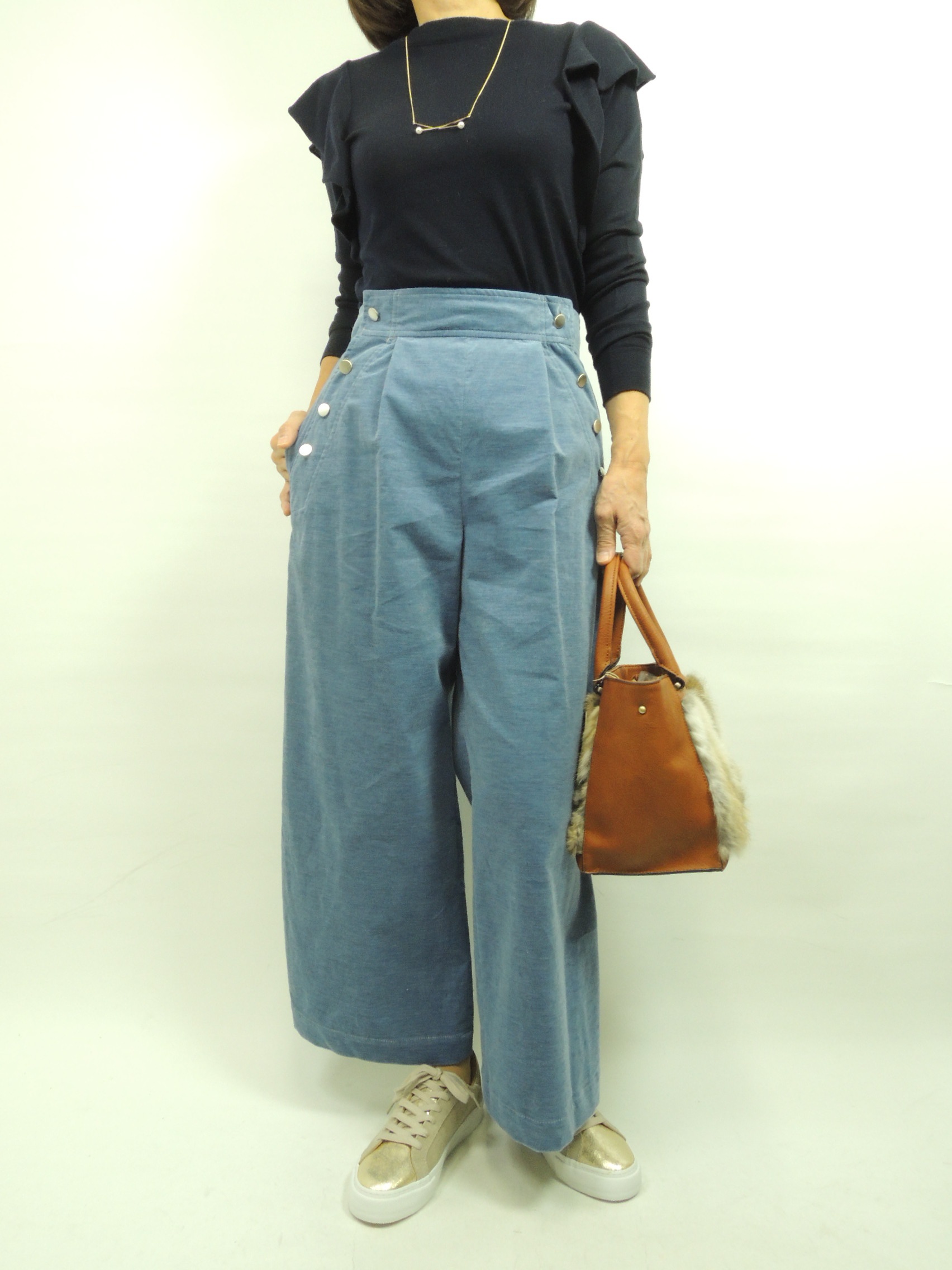 �R�[�f�B�l�[�g��5205