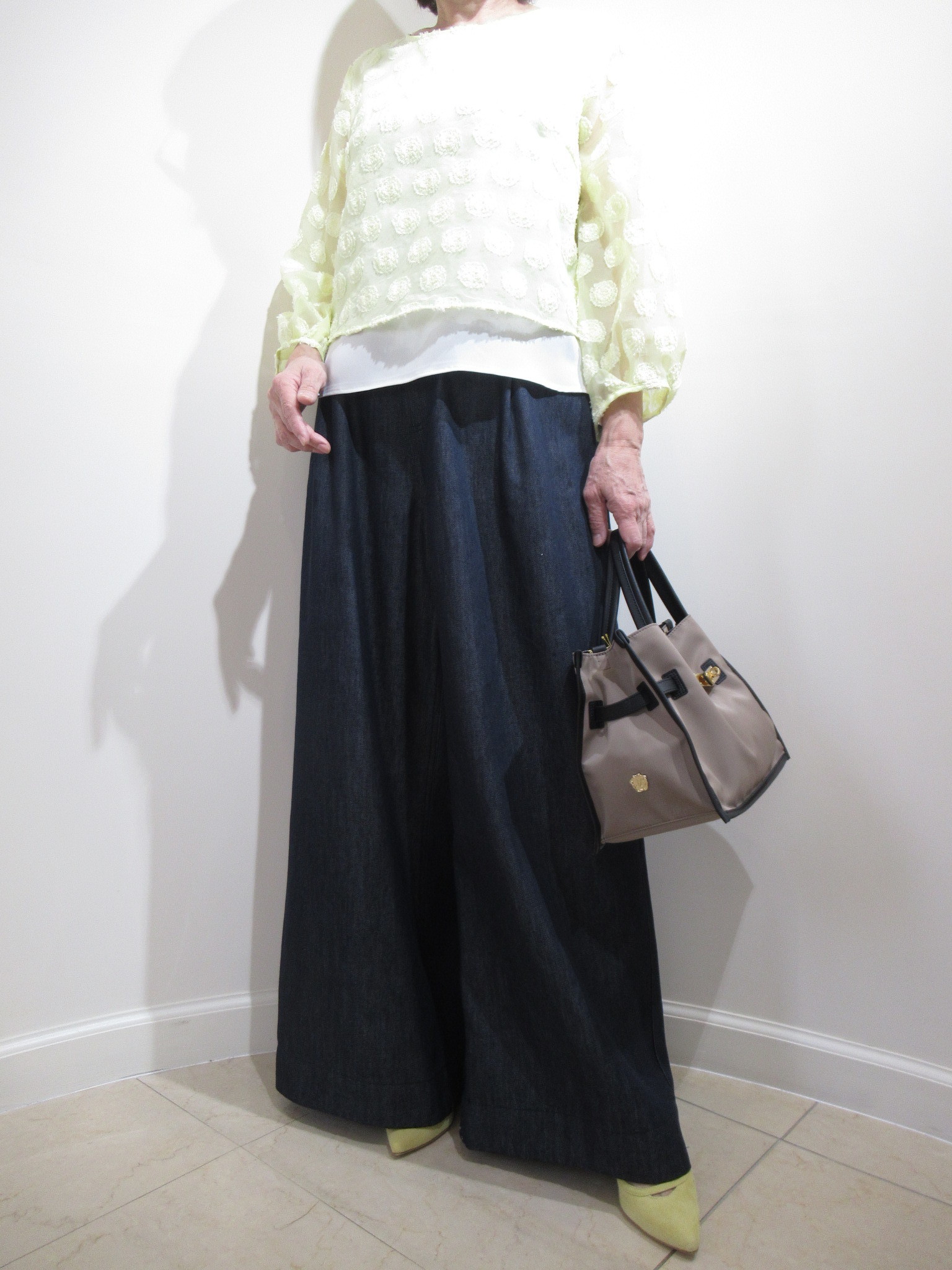 �X�^�C���b�V���E���_��